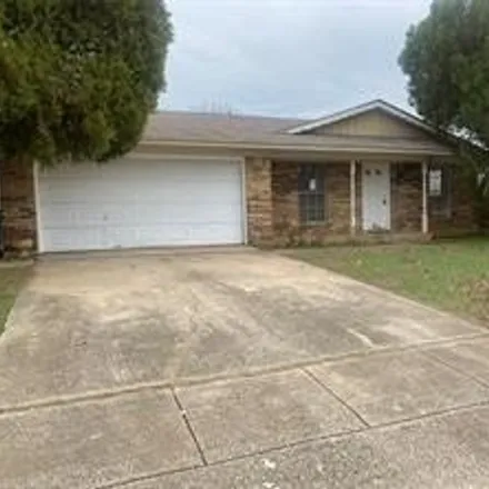 Rent this 3 bed house on 3992 Titan Trail in Denton, TX 76209