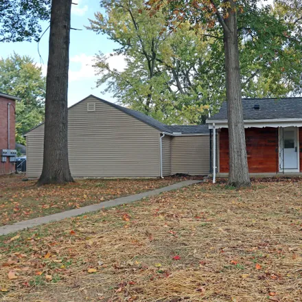 Buy this 3 bed house on 3069 Azelda Street in Columbus, OH 43224