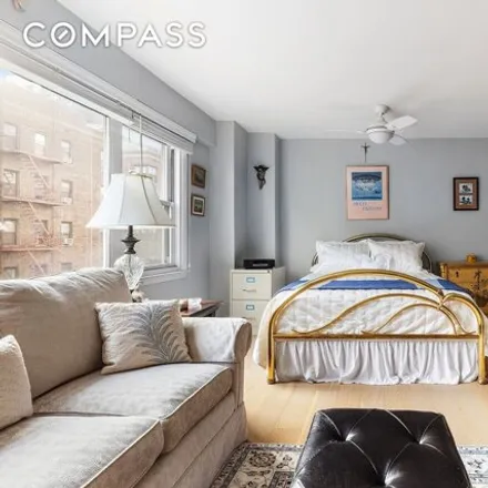 Image 7 - 333 East 66th Street, New York, NY 10065, USA - Apartment for sale