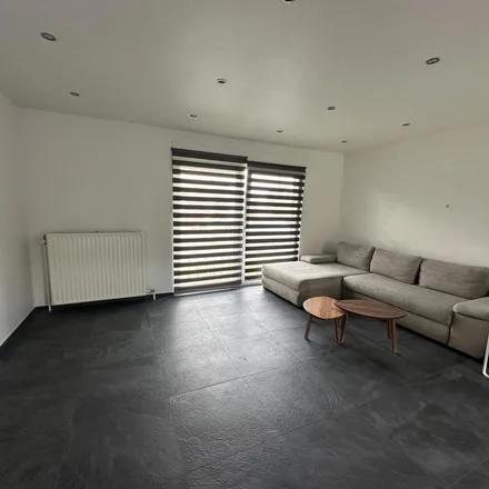 Rent this 2 bed apartment on Clos Fernand Debouck in 7000 Mons, Belgium