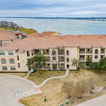 Buy this 3 bed condo on Hilton Dallas/Rockwall Lakefront in 2055 Summer Lee Drive, Glen Hill