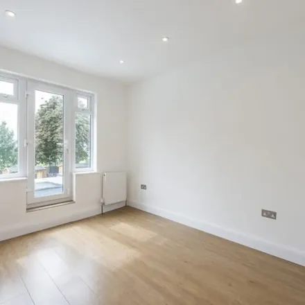 Image 5 - 1 Elderberry Road, London, W5 4AW, United Kingdom - Apartment for rent