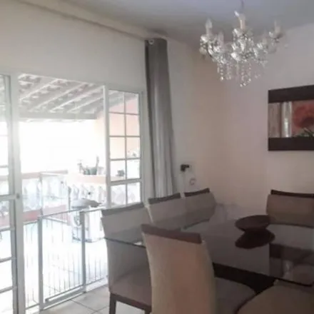Buy this 3 bed house on Rua Uruguai in Residencial Monte Alegre, Campo Limpo Paulista - SP