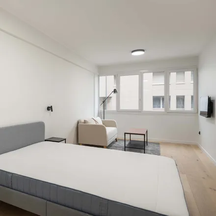 Rent this 1 bed room on 8 Rue Fernand Pelloutier in 75017 Paris, France