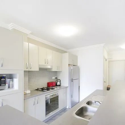 Image 2 - 26 Eric Road, Artarmon NSW 2064, Australia - Apartment for rent