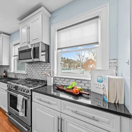 Image 2 - 809 Boylston Street, Brookline, MA 02467, USA - Condo for sale