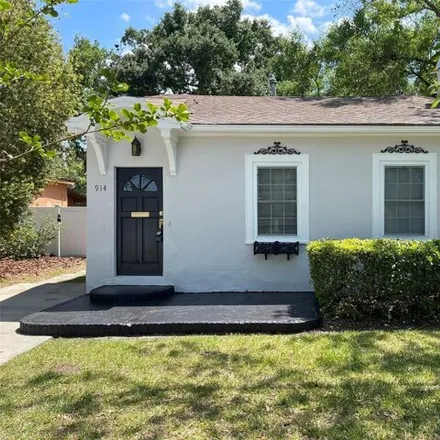 Rent this 2 bed house on 936 Princeton Street in Orlando, FL 32804