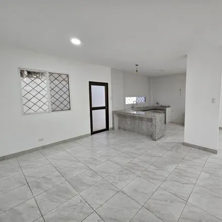 Rent this 3 bed apartment on 3º Callejón 19B NO in 090103, Guayaquil