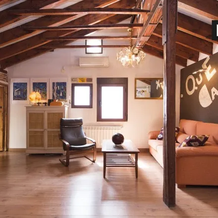 Rent this 2 bed apartment on Palacio del Marqués de Santa Cruz in Calle del Limón, 28015 Madrid