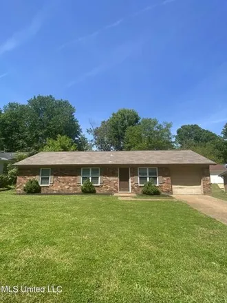 Buy this 3 bed house on 5726 Natchez Drive in Twin Lakes, Horn Lake