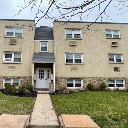 Rent this 2 bed house on 637 North Broad Street in Lansdale, PA 19446