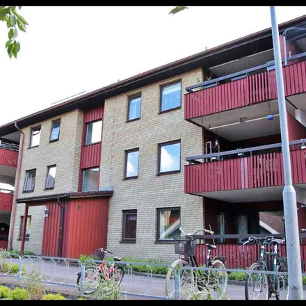 Rent this 4 bed apartment on Skolgatan 11B in 582 38 Linköping, Sweden