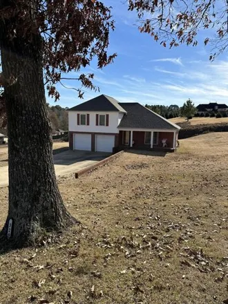 Buy this 4 bed house on 322 Spring Hill Drive in Pontotoc, MS 38863