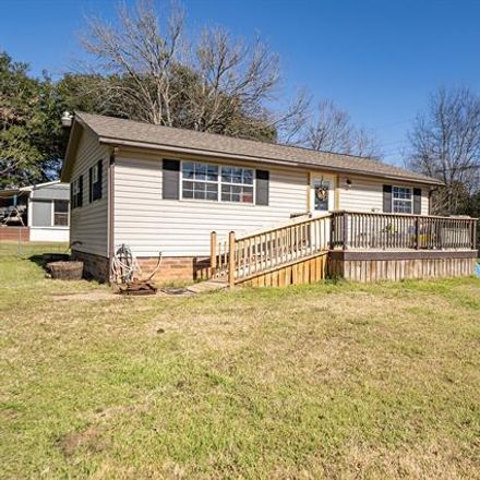 Rent this 2 bed house on Co Rd 4117 in Frankston, TX