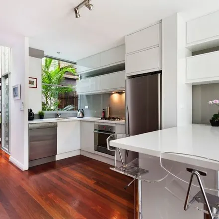 Image 5 - Dickson Lane, Newtown NSW 2042, Australia - Apartment for rent
