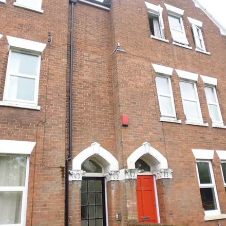 Image 1 - 3 Woodbine Terrace, Exeter, EX4 4LJ, United Kingdom - Apartment for rent