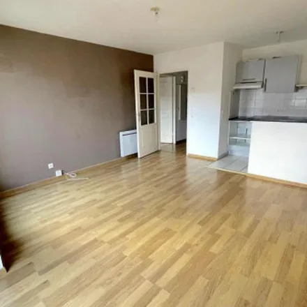 Rent this 2 bed apartment on 98 Avenue de Bretagne in 59160 Lille, France