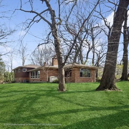 Image 4 - 1045 Crescent Boulevard, Glen Ellyn, IL 60137, USA - House for sale