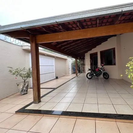 Image 1 - Rua Santa Luzia, Jardim Panorama, Montes Claros - MG, 39400-115, Brazil - House for sale