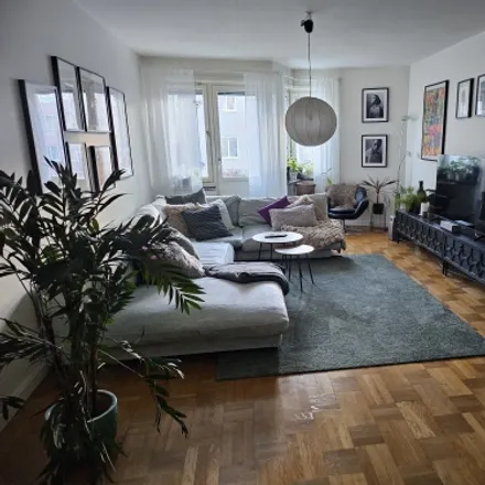 Rent this 3 bed condo on Ceders Restaurang KolGrillBar in Västra Ringvägen 21B, 724 61 Västerås