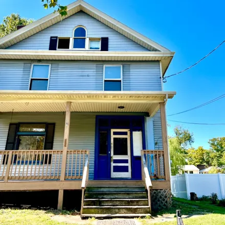 Buy this 5 bed house on 227 Washington Avenue in Lockland, Hamilton County