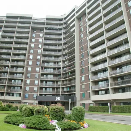 Image 5 - Lincoln Towers, 545 The West Mall, Toronto, ON M9C 5S3, Canada - Apartment for rent