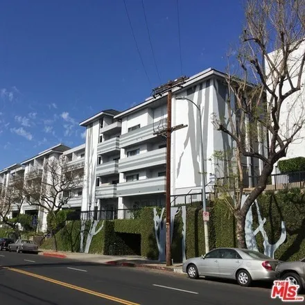 Rent this 2 bed house on 153 South Commonwealth Avenue in Los Angeles, CA 90004