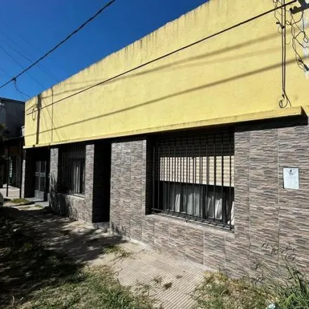 Buy this 2 bed house on Calle 80 in Partido de La Plata, Los Hornos