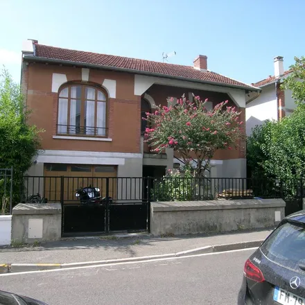 Rent this 3 bed apartment on 45 Chemin de l'Église de Montaudran in 31400 Toulouse, France