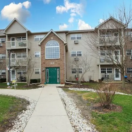 Rent this 2 bed condo on unnamed road in Richmond, McHenry County
