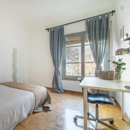 Rent this 5 bed room on Madrid in Calle de Isaac Peral, 46