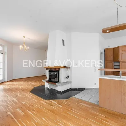 Image 4 - K Chumberku 950/7, 165 00 Prague, Czechia - Apartment for rent