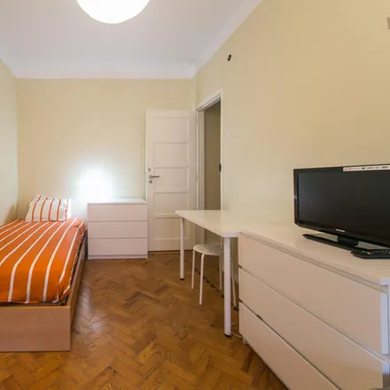 Rent this 5 bed room on Rua Damasceno Monteiro 110 in 1170-112 Lisbon, Portugal