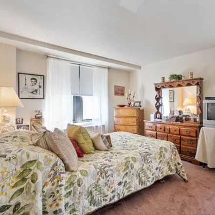 Image 9 - 18-35 Corporal Kennedy Street, New York, NY 11360, USA - Apartment for sale
