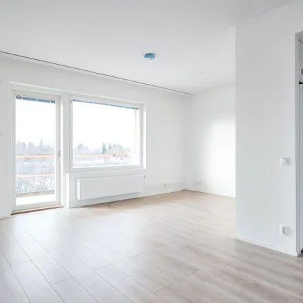 Rent this 3 bed apartment on Klaavuntie 11 in 00910 Helsinki, Finland