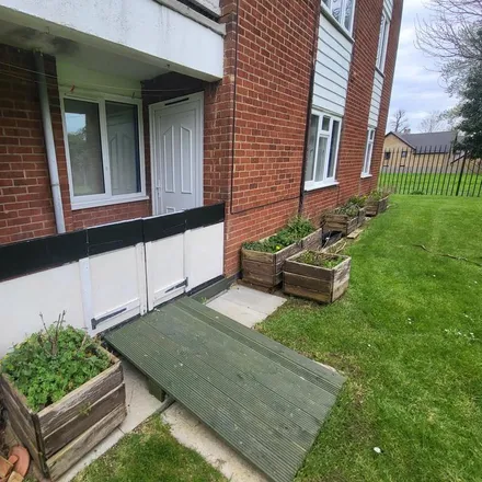Image 2 - unnamed road, Duston, NN5 6AR, United Kingdom - Apartment for rent