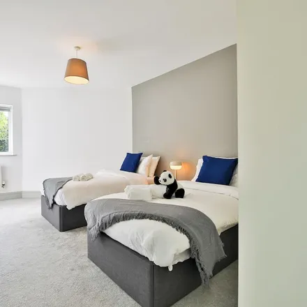 Rent this 2 bed apartment on Bristol in BS8 2BL, United Kingdom