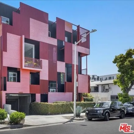 Image 1 - 1166 North Formosa Avenue, West Hollywood, CA 90046, USA - Townhouse for sale