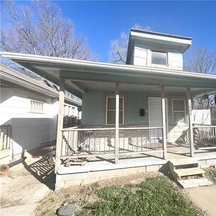 Buy this 2 bed house on 1919 Kansas Avenue in Kansas City, MO 64127