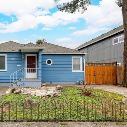 Buy this 3 bed house on 2011 Northeast 80th Avenue in Portland, OR 97213