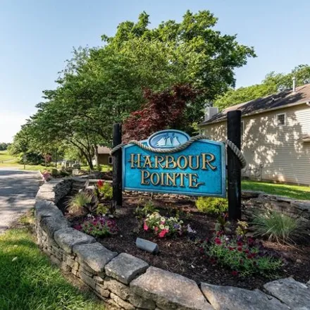 Image 2 - 9416 S Harbour Pointe Dr, Bloomington, Indiana, 47401 - Condo for sale