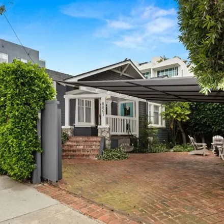 Image 1 - 8869 Cynthia Street, West Hollywood, CA 90069, USA - House for rent