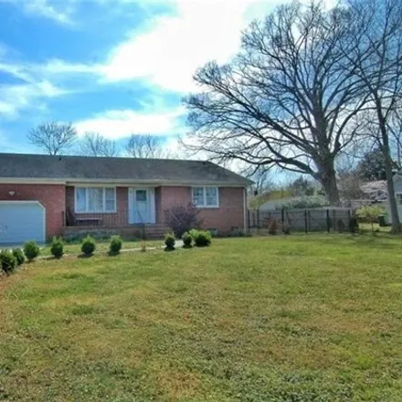 Rent this 3 bed house on 1751 Fontainebleau Crescent in Norfolk, VA 23509