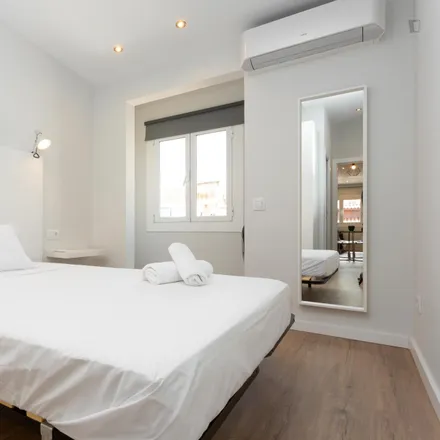 Rent this 1 bed apartment on Carrer de la Bòbila in 24, 08004 Barcelona
