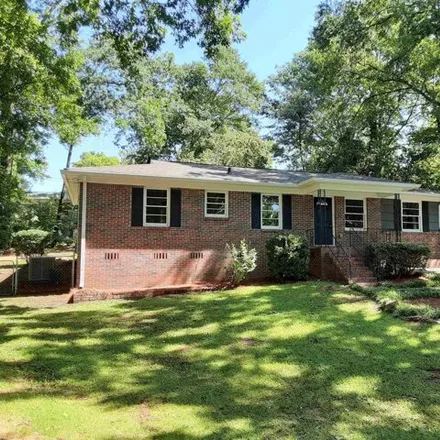 Buy this 3 bed house on 2235 Larkspur Drive in Mill Run, Hoover