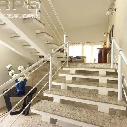 Buy this 3 bed house on Rua Londres in Residencial Arco-Íris, Atibaia - SP