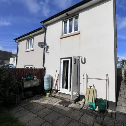 Image 2 - St. Mary's Hill, Brixham, TQ5 9GZ, United Kingdom - Townhouse for sale