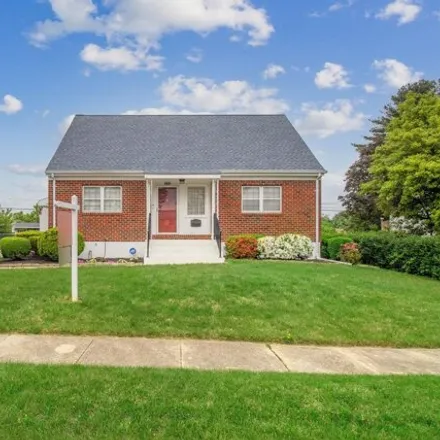 Buy this 4 bed house on 6122 Wheatland Road in Catonsville, MD 21228
