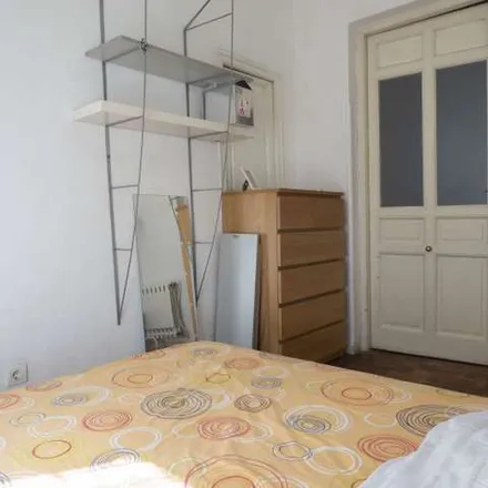 Rent this 3 bed apartment on Camille Lucie in Gran Vía, 57