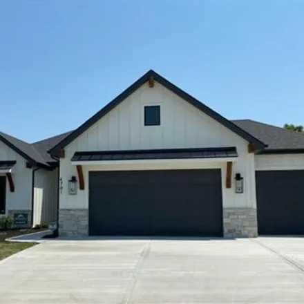 Buy this 4 bed house on 7200 Northwest 72nd Street in Platte County, MO 64152